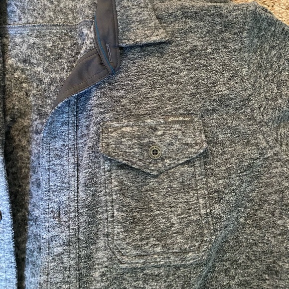 Eddie Bauer Button-up - Picture 3 of 4
